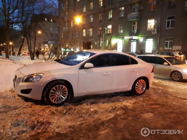 Автомобиль Volvo S60 Седан фото