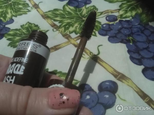 Тушь для ресниц Farres Cosmetics VOLUME & DEFINE Glamourous фото