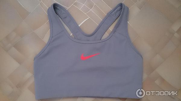 Спортивный топ Nike Dry-Fit фото