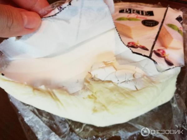 Сыр мягкий с белой плесенью La Polle Brie Natural Cheese фото