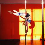 Танец на пилоне Pole Dance фото