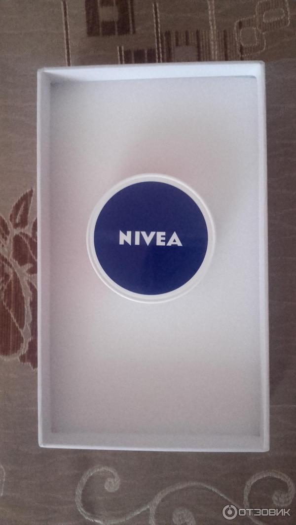 Увлажняющий крем Nivea Care для чувствительной кожи лица фото