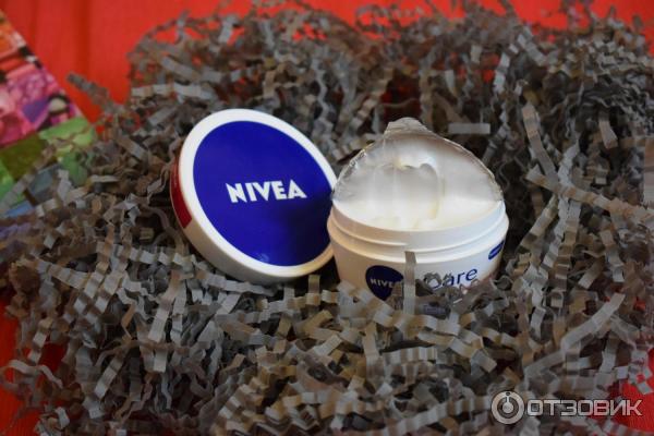 Увлажняющий крем Nivea Care для чувствительной кожи лица фото