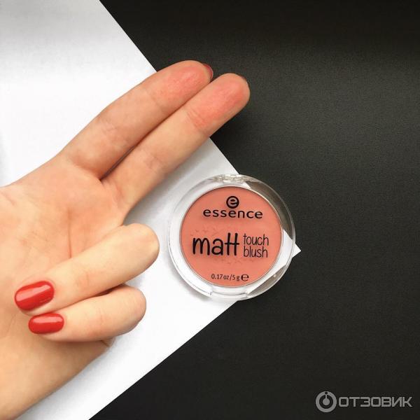 Румяна матовые Essence Matt touch blush фото