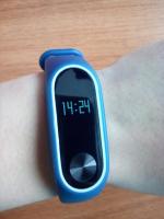 Фитнес-браслет Xiaomi Mi Band 2 фото
