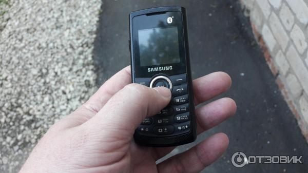 Сотовый телефон Samsung GT-E2121B фото