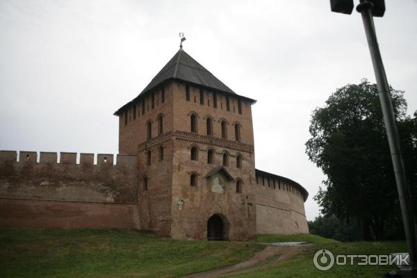 Стены Новгородского кремля