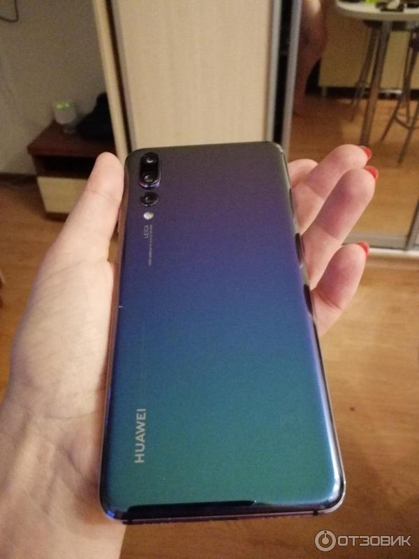 Смартфон Huawei P20 pro фото