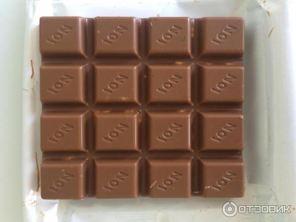 Шоколад молочный ION Break milk chocolate with whole hazelnuts фото