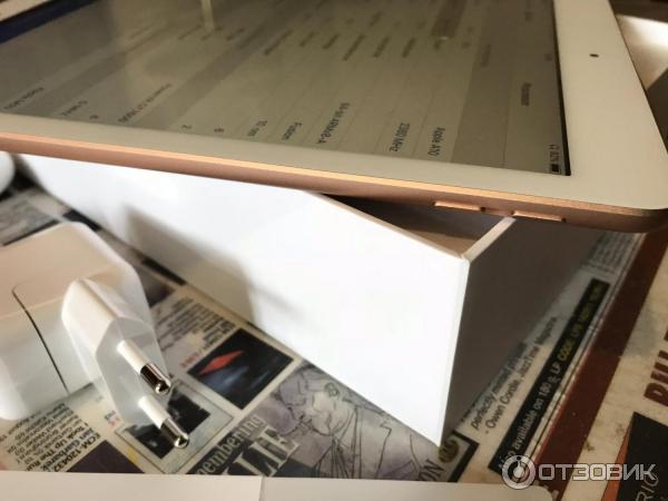 Планшет Apple iPad 32Gb Wi-Fi фото