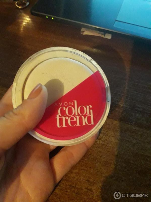 Пудра Avon Color trend