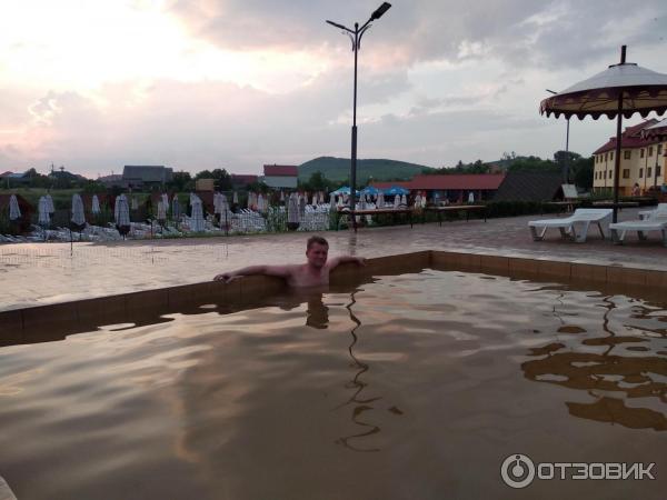 Термальные бассейны Жайворонок