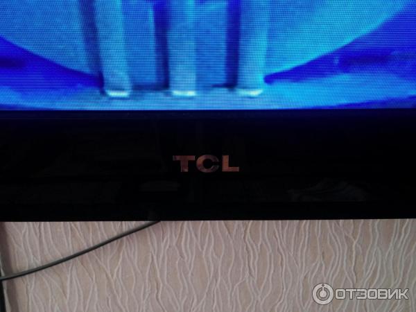 LED-телевизор TCL LED32D2700 фото