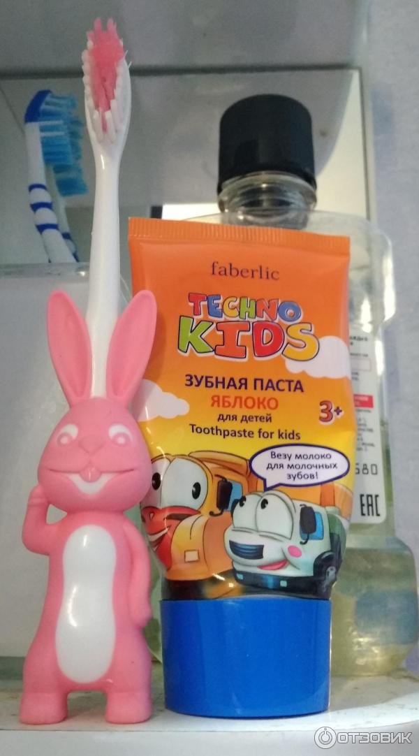 Зубная паста для детей Faberlic Techno Kids Яблоко фото