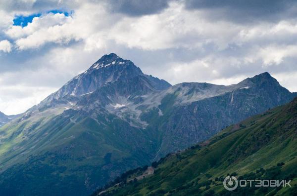 Домбай: летний отдых в горах фото