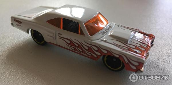 Детская машинка Hot Wheels Dodge фото