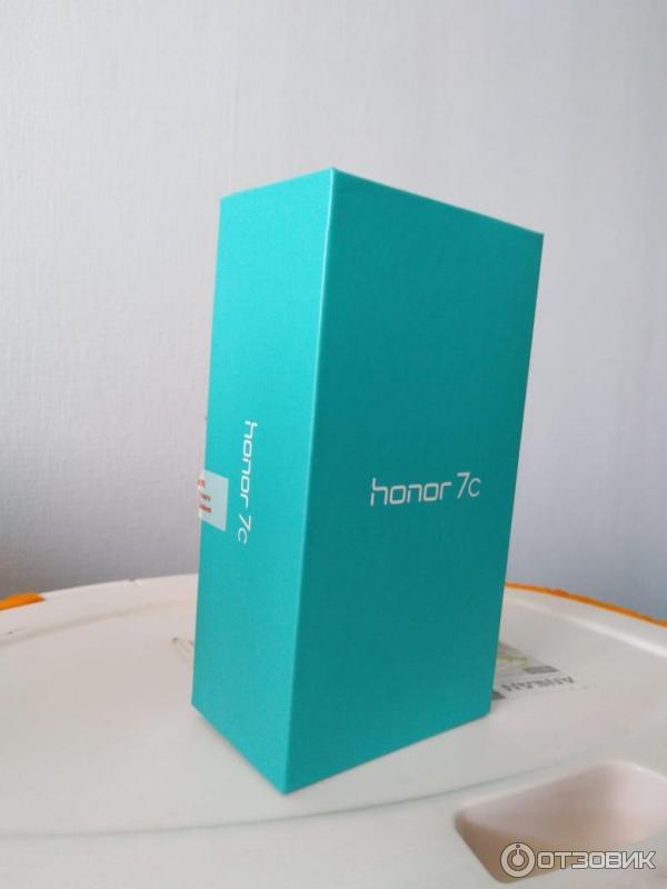 Смартфон Huawei Honor 7C фото