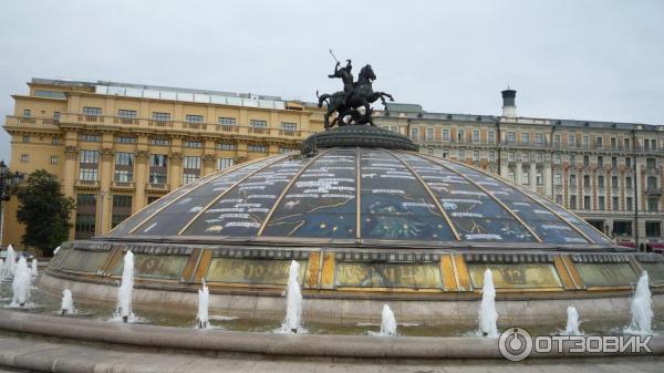 Площадь Манежная (Россия, Москва) фото