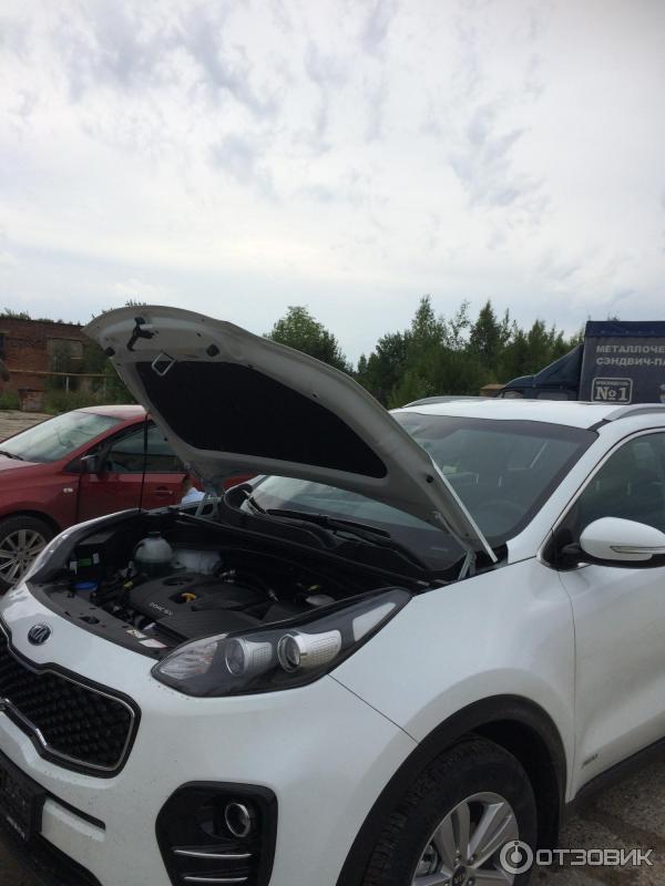 Автомобиль Kia Sportage 4 кроссовер фото