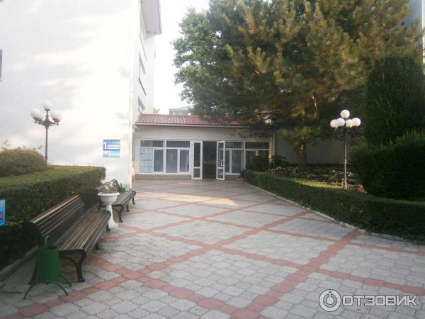 Вход в корпуса