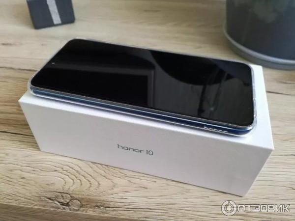 Смартфон Huawei Honor 10 фото