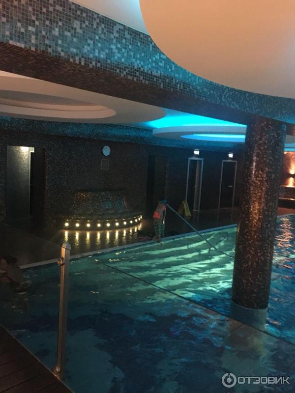 Двор подзноева псков спа. Двор подзноева псков бассейн. Спа подзноева псков. Двор подзноева псков бассейн. Спа бездна псков.