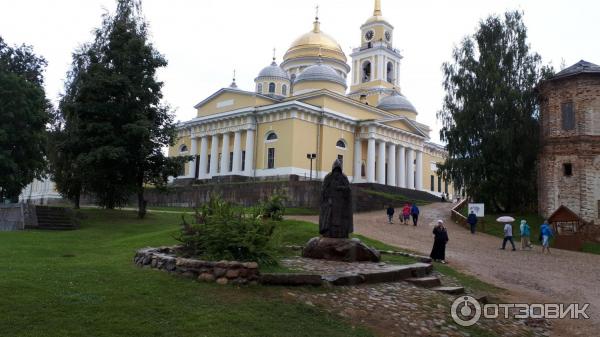 Памятник преподобному Нилу