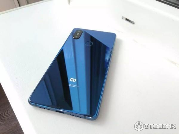 Смартфон Xiaomi Mi8 SE фото