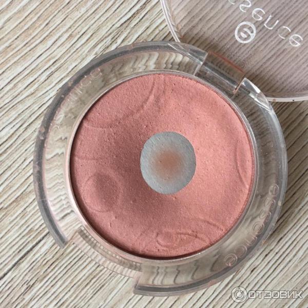 Румяна компактные Essence Silky touch blush фото