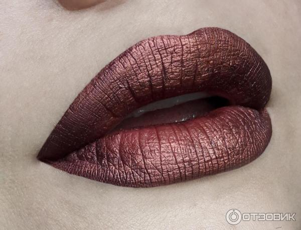 Матовая жидкая помада Sleek Matte Me Metallic фото