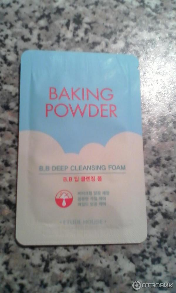 Очищающая пенка Etude House Baking Powder Pore&BB Deep Cleansing Foam фото