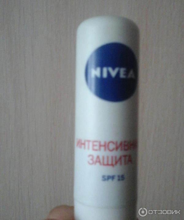 Бальзам для губ Nivea Интенсивная защита фото