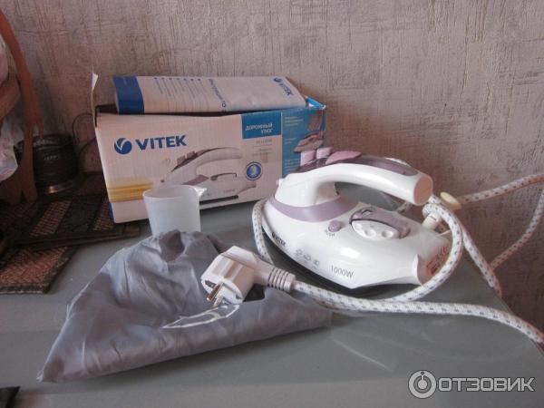 Дорожный утюг Vitek VT-1227 фото