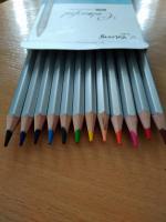 Цветные карандаши Yalong Colourful фото
