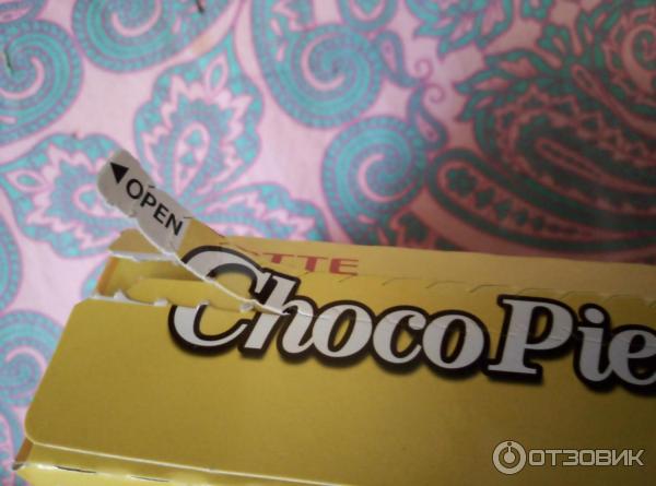 Бисквитное печенье Lotte Choco Pie Banana прослоенное глазированное фото