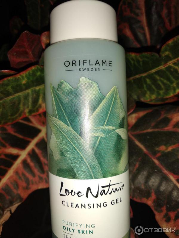 Очищающий гель для лица Oriflame Love Nature Чайное дерево фото