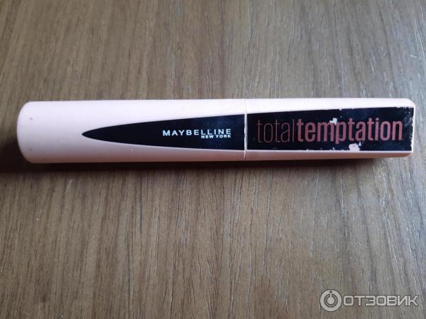 Тушь для ресниц Maybelline Total Temptation фото