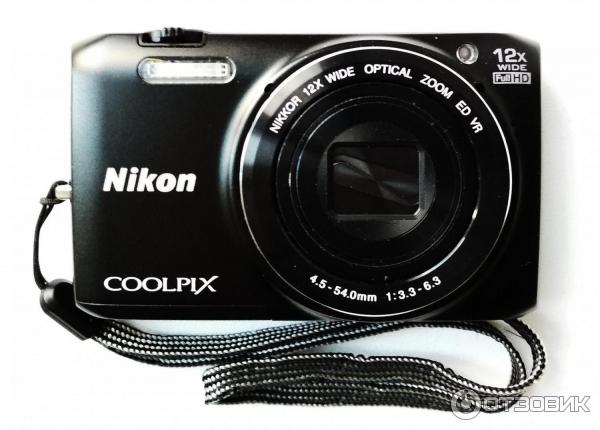 Фотоаппарат Nikon Coolpix s6800.