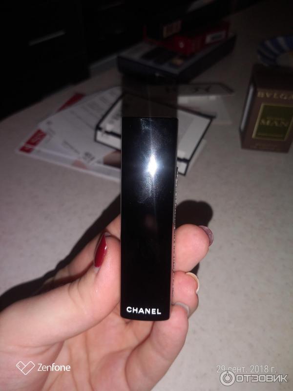 Губная помада Chanel Rouge Allure фото