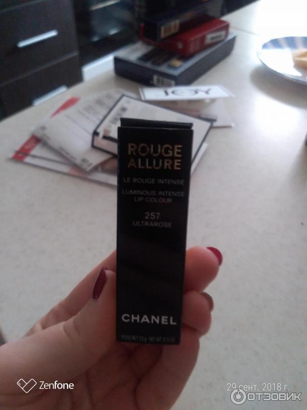 Губная помада Chanel Rouge Allure фото