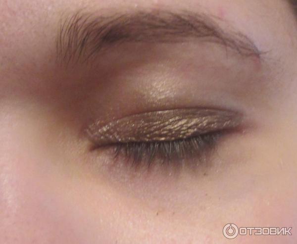 Тени для век Catrice Pret-a-Lumiere Longlasting Eyeshadow фото