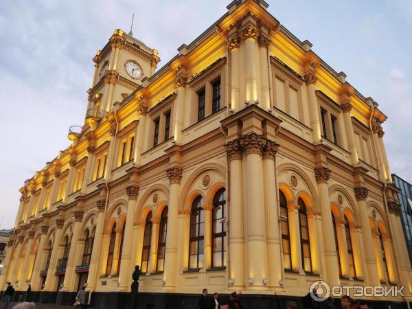 Железнодорожный Ленинградский вокзал (Россия, Москва) фото