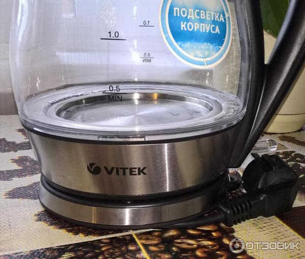 Электрический чайник Vitek VT-7037 фото