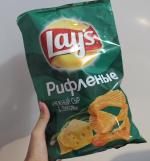 Картофельные чипсы Lays фото