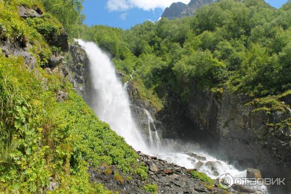 Чучхурский водопад (Россия, Карачаево-Черкесия) фото