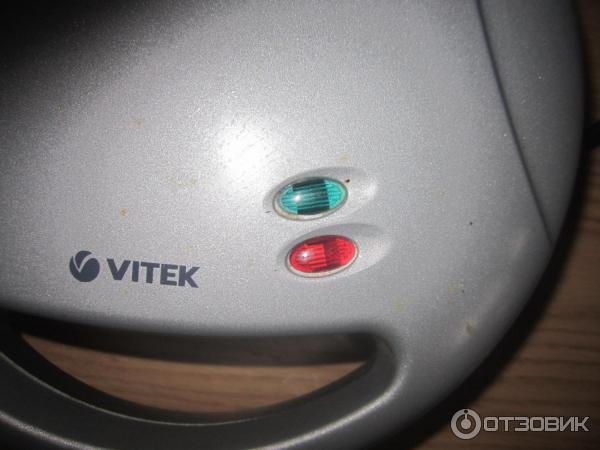 Сэндвич-тостер Vitek VT-1590 фото