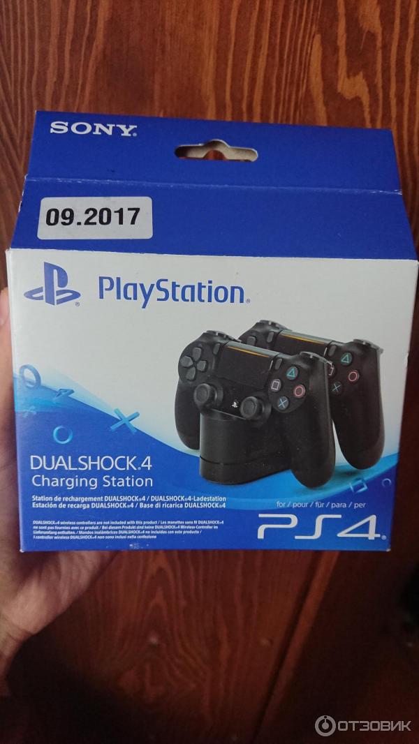 Зарядку dualshock. Зарядка Dualshock 4 Sony. Зарядка для Dualshock 4 оригинал. Зарядка для сони плейстейшен 4 для джойстика. Зарядка для геймпада ps4 оригинал.