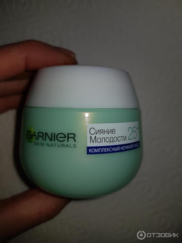 Крем для лица Garnier Сияние молодости 25+ ночной уход фото