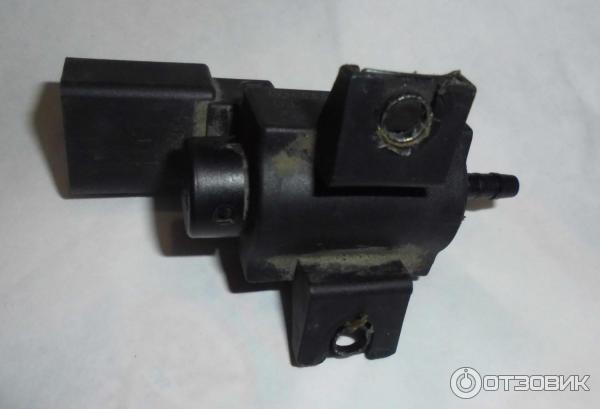 Solenoidový ventil sacího potrubí PIERBURG VAG 037 906 283 D