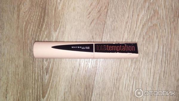 Тушь для ресниц Maybelline Total Temptation фото